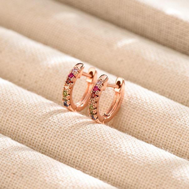 Orecchini di alta qualità, orecchini di nicchia con zirconi intarsiati color oro, orecchini geometrici con fibbia a forma di U e personalità_voghion.com