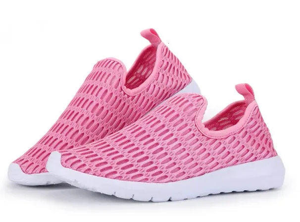 BEANNHUA Hollow Fabric Female Fly Net Air Sports And Leisure Increased Thick Soled Running Shoes 240708_voghion.com