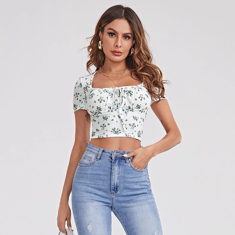 Frauen 2023 Neue Offene Nabel Kleine Blume Kurze Kordelzug Square Neck Top Enge Kurzarm T-shirt_voghion.com