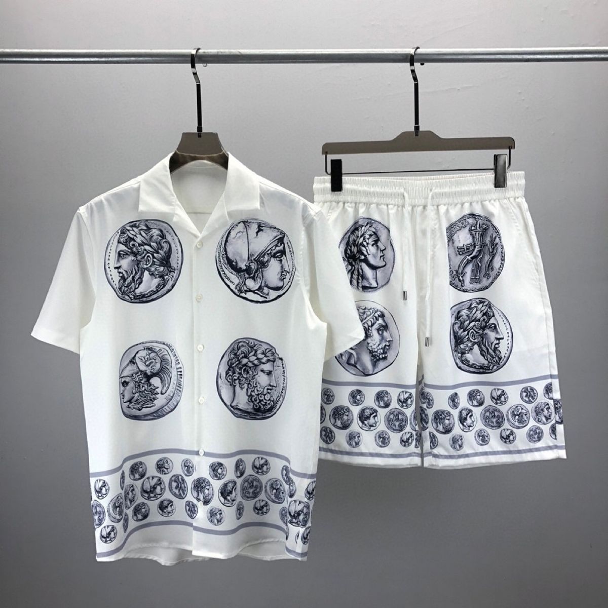 Fashionable short sleeved shirt set with 3D letter portrait printed pattern, unisex cardigan shorts_voghion.com