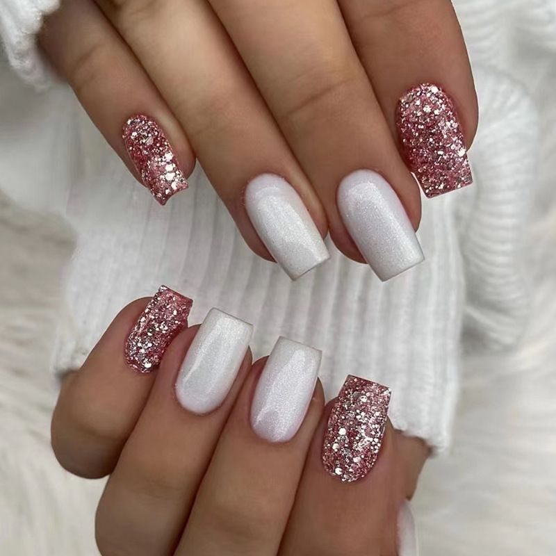 Doodskist 24 Stuks Afneembare Valse Nagel Tips Korte Ballet Franse Nep Nagels Druk op Wearable Zwarte Glitter Volledige Co s_voghion.com