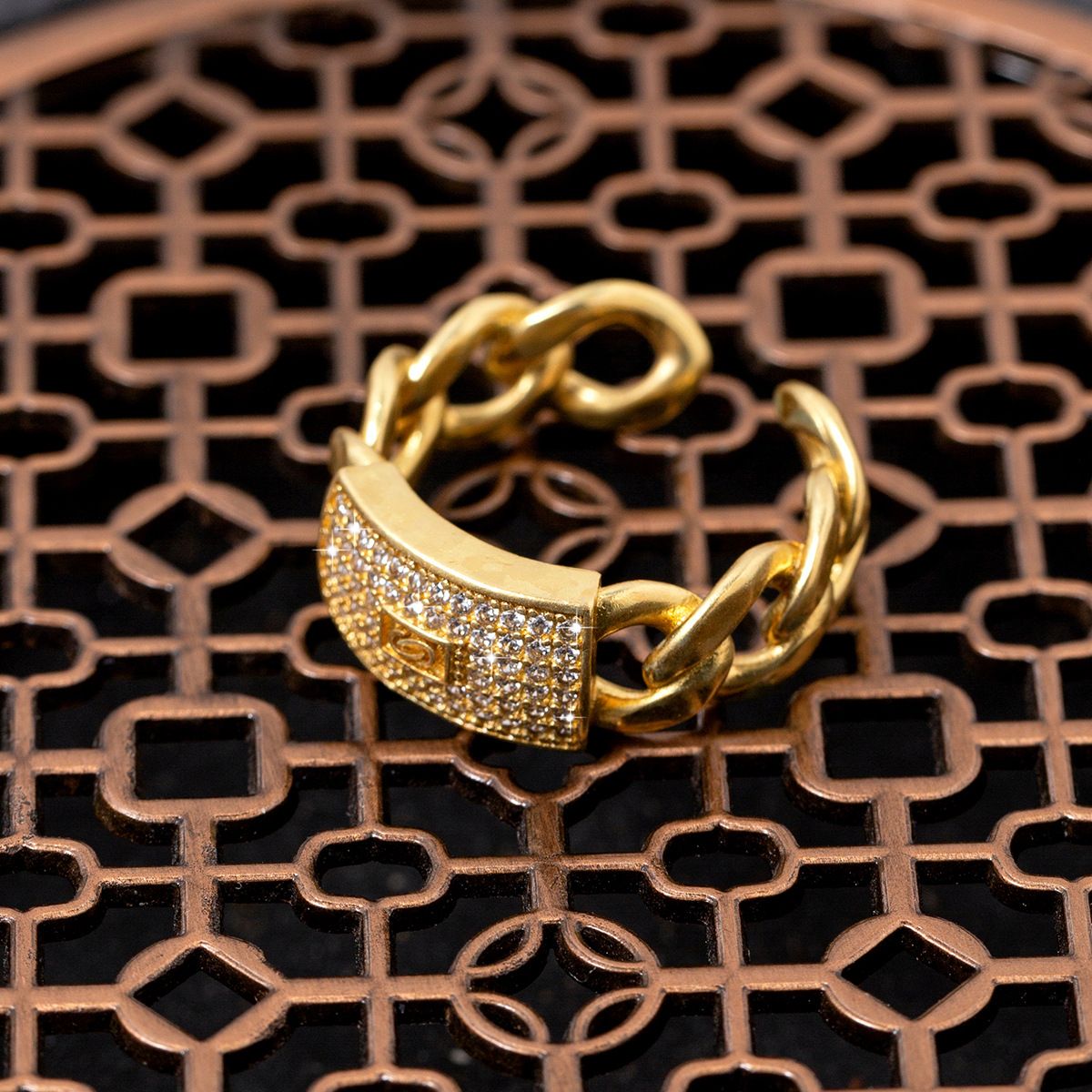 Anello in rame con zirconi, stile Monaco, con catena cubana aperta, personalizzato, hip hop, opaco e carino._voghion.com