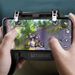 Manette de jeu mobile avec batterie externe 2000 mAh et ventilateur pour Android/iOS_voghion.com