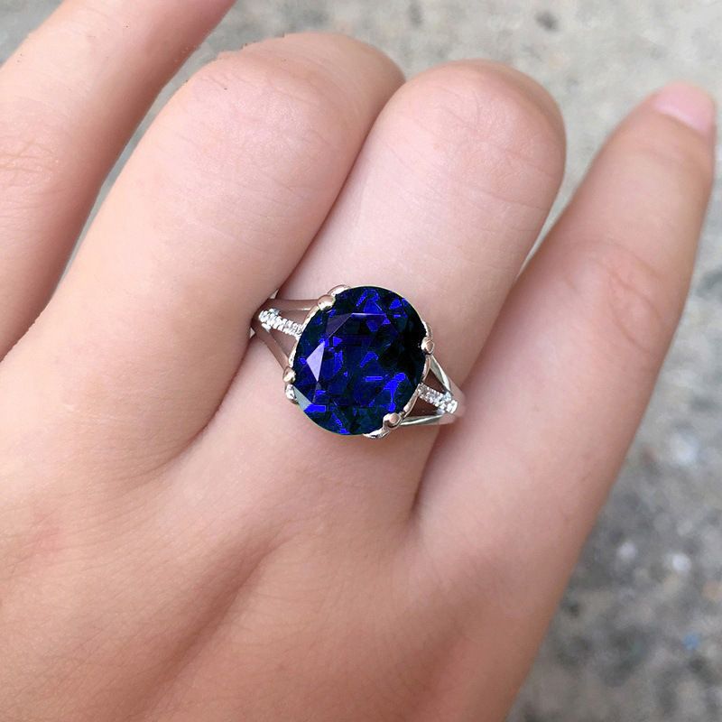Smaragd edelsteen ingelegd ganzenei platina vergulde diamanten ring voor vrouwen_voghion.com
