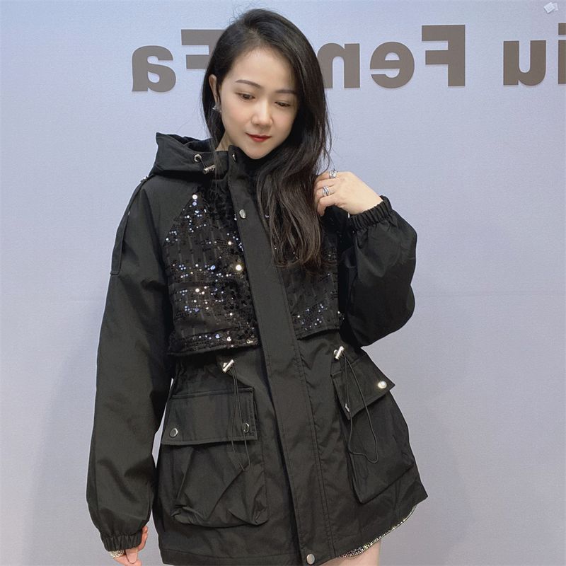 Giubbotto bomber con paillettes – Giacca a vento oversize con cappuccio e dettagli glitterati (vestibilità unisex, 2 opzioni nere)_voghion.com