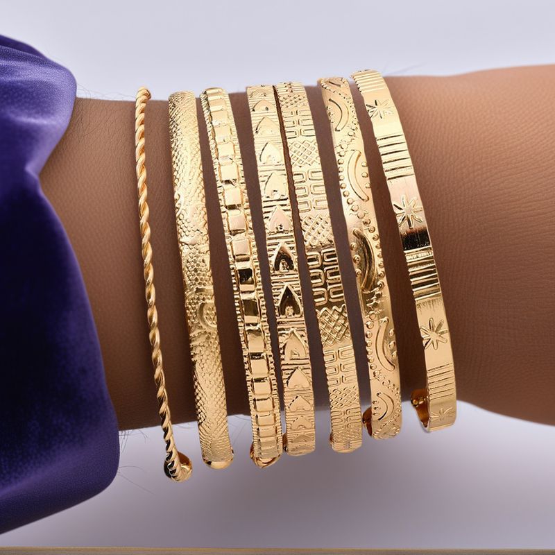 Retro Personality Exaggerated Wide Bracelet Gold Glossy Multi Element Bracelet Set Bracelet_voghion.com