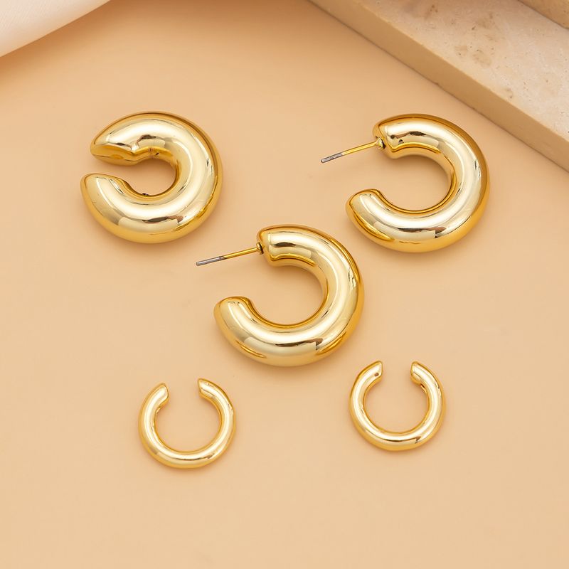 Damen-Ohrringe, goldene Ohrringe, Zubehör, INS-Stil, C-förmiges Creolen-Set, einfache Legierung, glatte Oberfläche, nicht durchbohrter Ohrclip, neues Modell_voghion.com