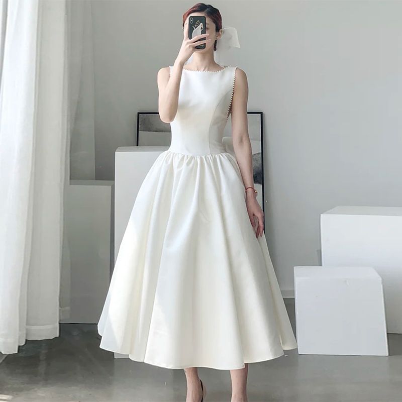 Satin Light Brautkleid 2025 Neues Prominenten-Bankett-Party-Abschlussfeier Reisefotografie Einfaches Petite-Kleid_voghion.com