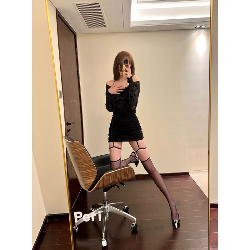Yah HIdie 3D Color-Block Lace-Up Sexy Temptation Black Leg Ring High Tube Over-the-Knee Garter Stockings_voghion.com