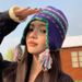 Cappello Lei Feng lavorato a maglia in stile etnico retrò con paraorecchie intrecciato a blocchi di colore per donna, caldo cappello invernale tibetano per viaggi e fotografia_voghion.com