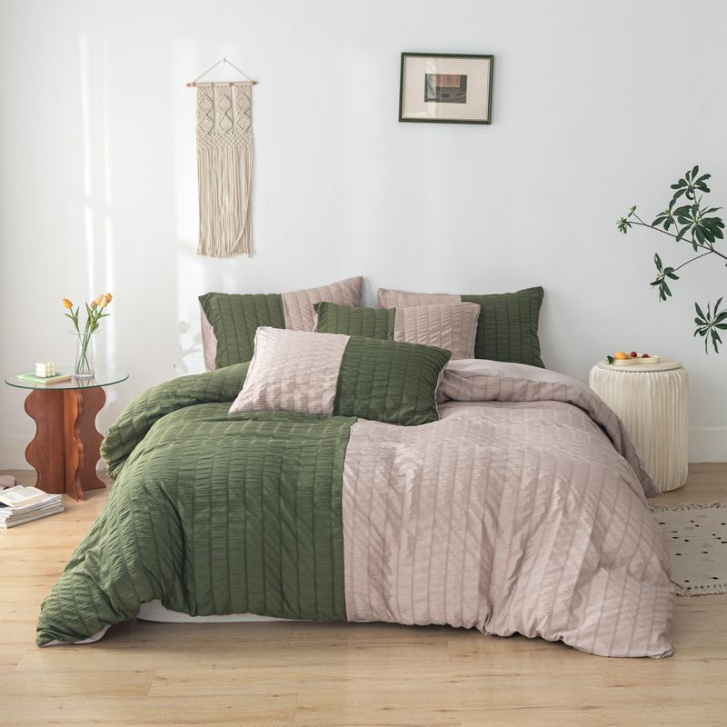 Set di biancheria da letto a tre pezzi, set trapunta in seersucker verde oliva e cachi_voghion.com
