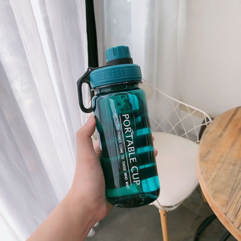 Garrafa de água portátil anti-queda de plástico criativa coreana de grande capacidade para esportes ao ar livre no verão, copo prático_voghion.com