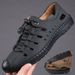 Herren Sandalen Sommer Neue Outdoor Strand Hohl Atmungsaktive Clogs Weiche Unterseite Rutschfeste Herren Freizeitschuhe Fashion Hundred Casual Daily_voghion.com