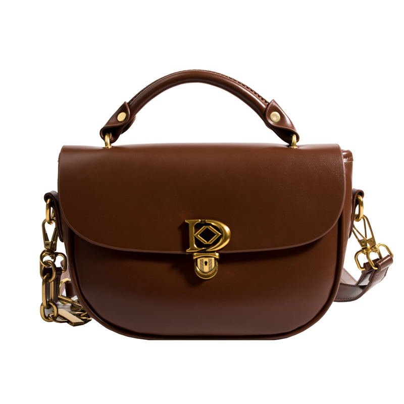Niche Design High-end Saddle Bag 2023 New Women's Bag One-shoulder Diagonal bag tofu bag brown underarm bag_voghion.com