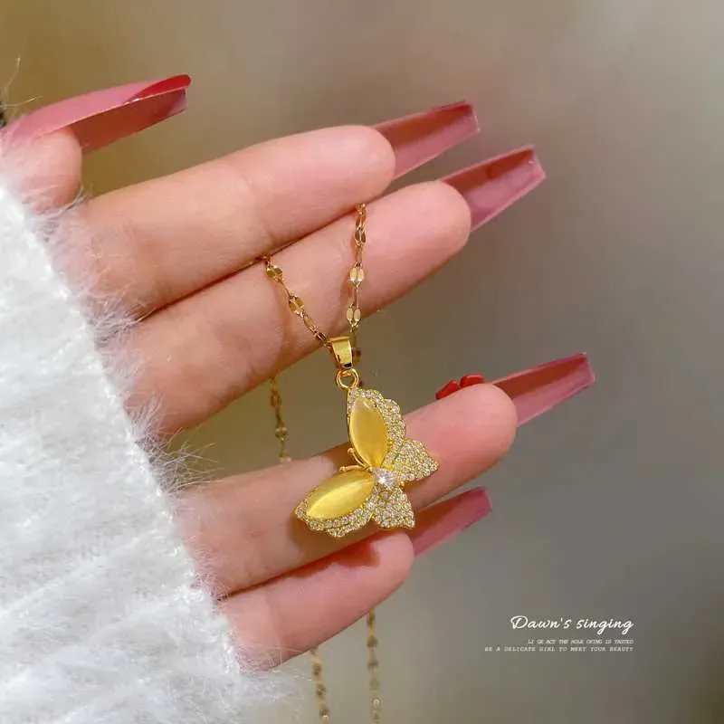 Collane con ciondolo in cristallo CZ giallo, a forma di farfalla, girocollo, in zirconia, in acciaio inossidabile, gioielli da donna, regali di nozze per_voghion.com