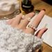 Kleine runde Perlen, Perlen, Zirkon zweilagiger Ring für Damen, trendiger und cooler High-End-Zeigefingerring, schlichtes Nischendesign, kleiner Fingerring_voghion.com