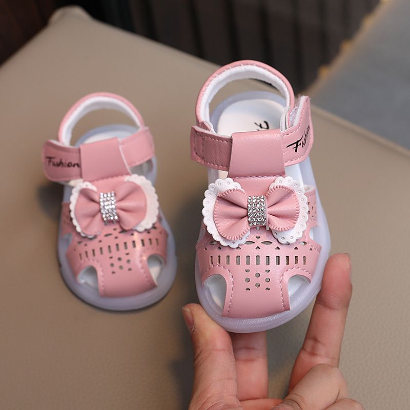 Mother & Kids Summer baby shoes 1-2-3 years old toddler shoes fashionable princess style girls sandals closed toe anti-kick baby shoes with lights_voghion.com