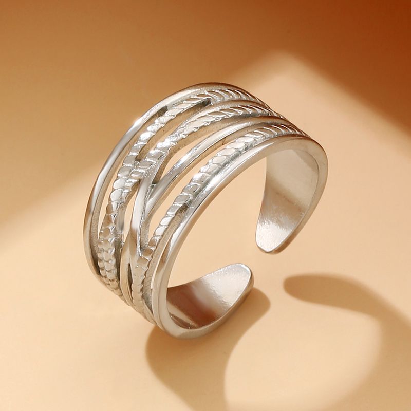 New Fashion Cross Line Design Stainless Ring For Women, Personalized Gold-Plated Oil Pressed Titanium Steel Jewelry_voghion.com