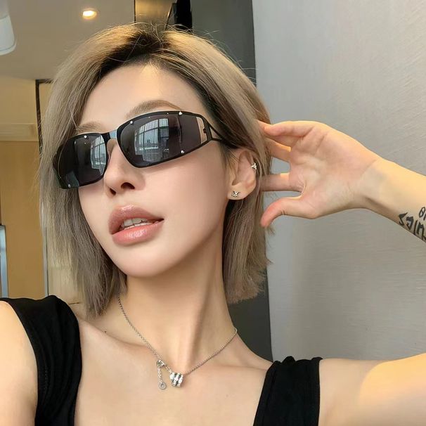 Occhiali da sole LazyZoom Fashion Future Technology Sense per la protezione degli occhi da equitazione, stile da donna, Y2g Dia, retrò e sexy_voghion.com