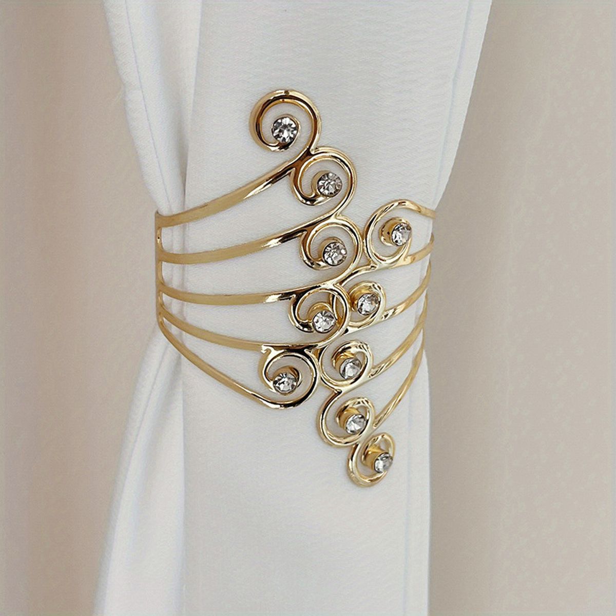 Ev Mobilyaları Yüksek Son Kıvırcık Çim Desenli Sıcak Elmas Perde Bağı Oturma Odası Yatak Odası Basit Yaratıcı Perde Tokası Perde Klipsi Bağı Bağı_voghion.com