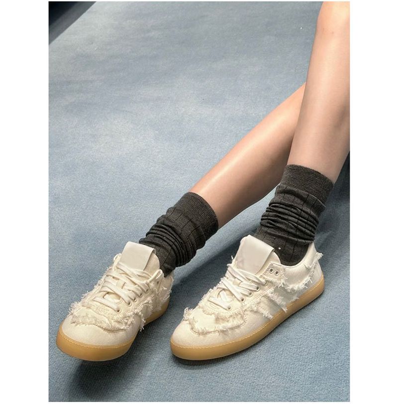 Sapatos de treino alemães vintage, sapatos femininos, novos sapatos baixos casuais femininos_voghion.com