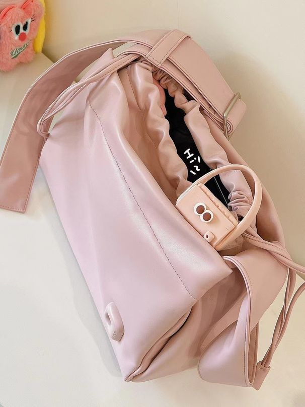 Borsa da donna nuova e versatile per pendolarismo ad alta capacità, casual, con tracolla, coulisse e fibbia_voghion.com