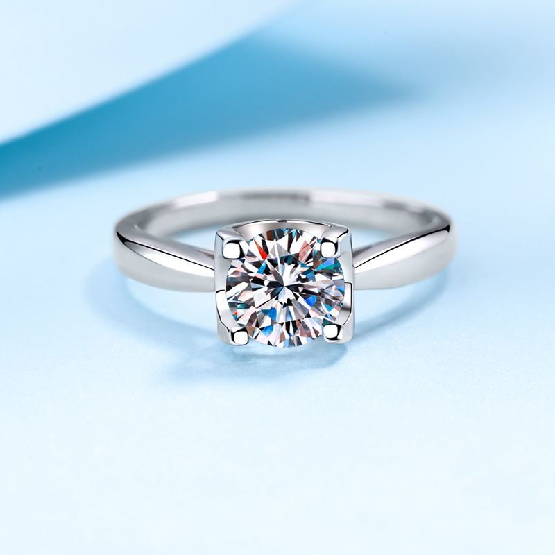 Anillo de plata estilo Bullhead S para mujer bañado en pt950 con diamante Mosonite de un quilate_voghion.com