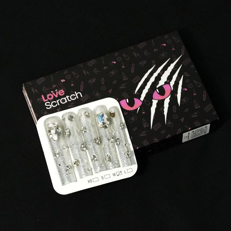 Love Scratch Clear Extra Long Diamond Handmade Press-on Nails_voghion.com