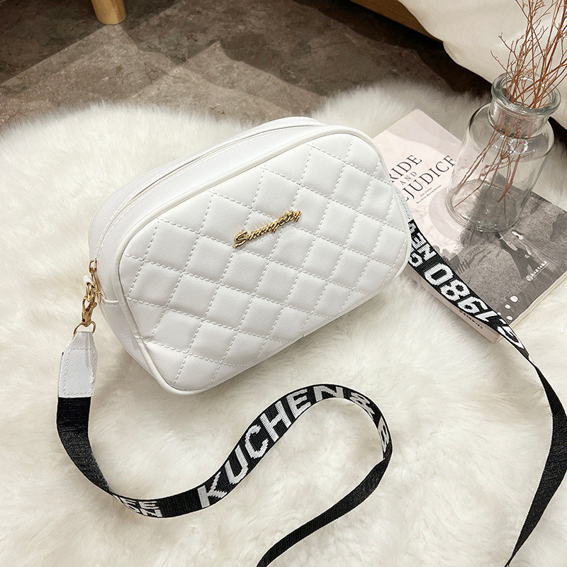 2023 Borse da donna Borsa per fotocamera ricamata Versione coreana Versatile Borsa a tracolla a quadretti con diamanti Borsa a tracolla Borsa per cellulare_voghion.com