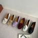 2025 neue Quaste Echtleder Loafer Runde Zehe Bequeme Weiche Sohle Slip-On Lazy Casual Mokassins frauen Single_voghion.com