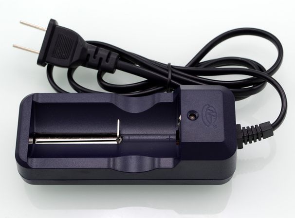 Automatic Ring High Intelligence Single Slot Charger With Cable For 18650 Lithium Battery, Full Charge Auto Stop_voghion.com