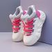 Stilfulde sorte sneakers til kvinder - sommer 2025 design_voghion.com