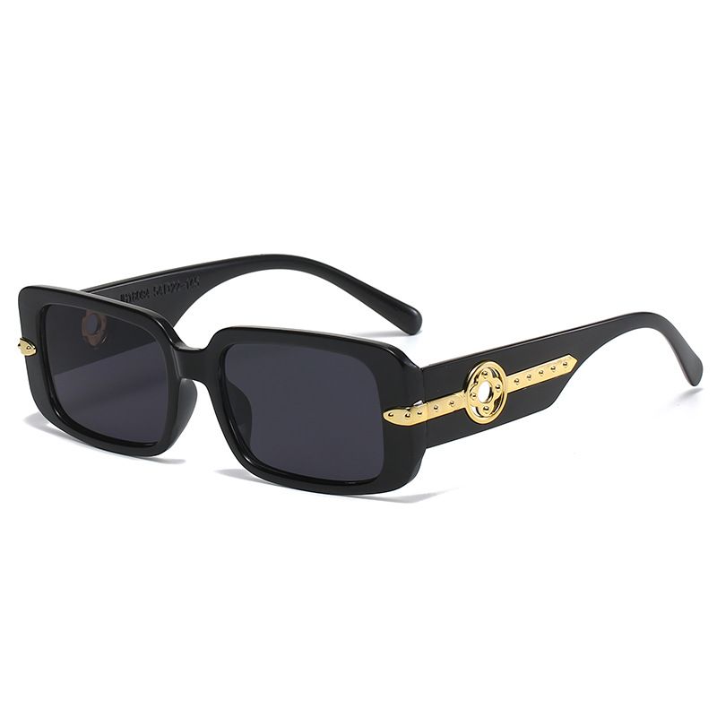 Gafas de sol versátiles para mujer, anteojos de sol femeninos con caja de fotos de calle, tendencia de desfile de moda, novedad de 2023_voghion.com