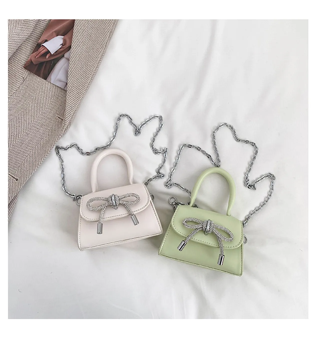 Sac pour enfants de petite fille, nouveau sac à main pour fille avec nœud clouté de diamants de printemps et d'été, sac à bandoulière en chaîne pour femmes de niche, sac rouge pour femmes_voghion.com