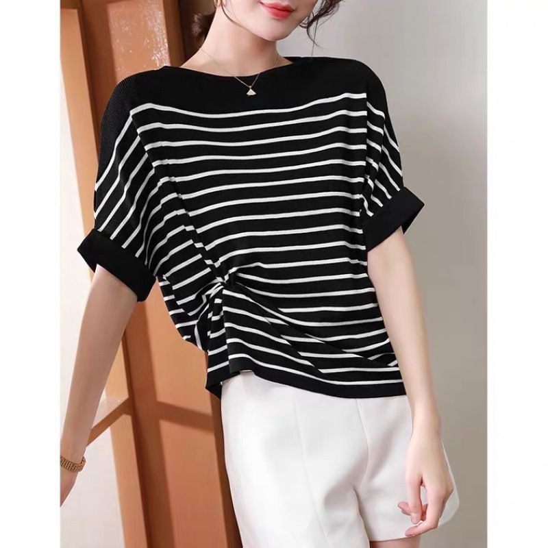 2024 One Word Neck Ice Silk Kurzes Strickshirt für Damen, Locker gestreiftes Oberteil mit Fledermausärmeln, Bequeme Kapuzenjacke,_voghion.com