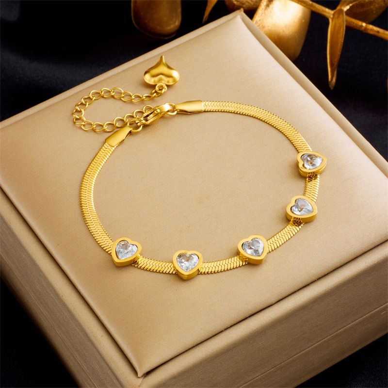 European and American fashion niche retro light luxury high-end titanium steel gold-plated diamond dripping love eye round brand bracelet_voghion.com