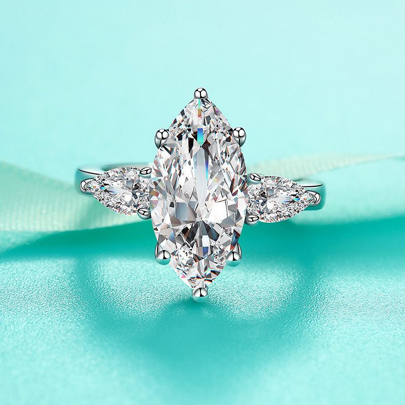 Hot Style S Pure Silver Wedding Luxury Fashion Marquise 5 Carat High Carbon Diamond Ring_voghion.com