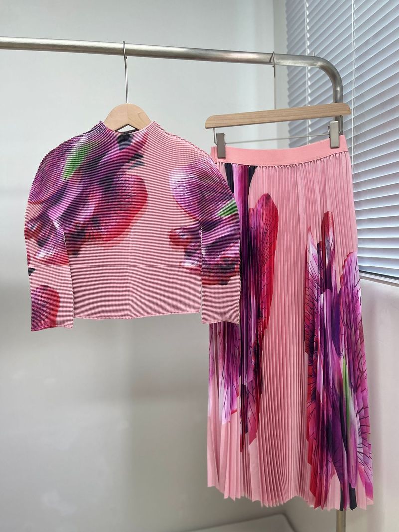 Women's Clothing elastic waist printed loose versatile pleated top skirt suit_voghion.com