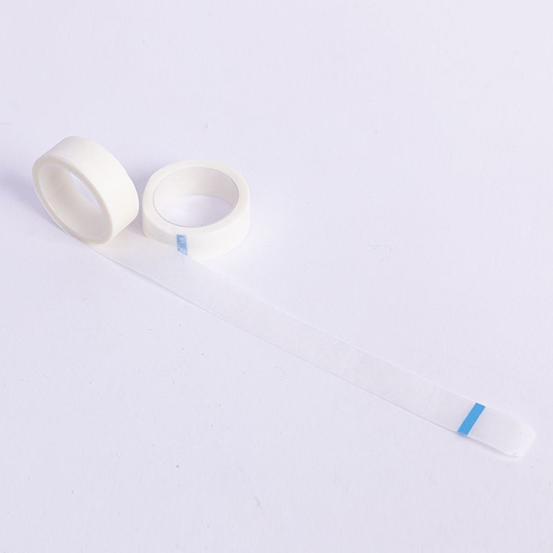 Non-woven tape paper tape grafting eyelash tape disposable tape emergency kit accessories in stock 4.5 m_voghion.com
