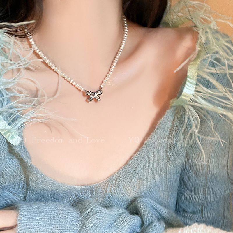 Elegant temperament pearl butterfly super fairy necklace new style trendy niche high-end design clavicle chain fashion necklace_voghion.com