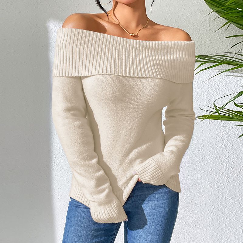 Cardigan lavorato a maglia a righe color vento con camicetta corta lavorata a maglia cava con lacci_voghion.com