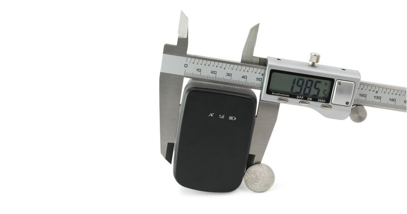 GPS Tracking Device for 4WD Vehicle Security Safety + GPS card SIM_voghion.com