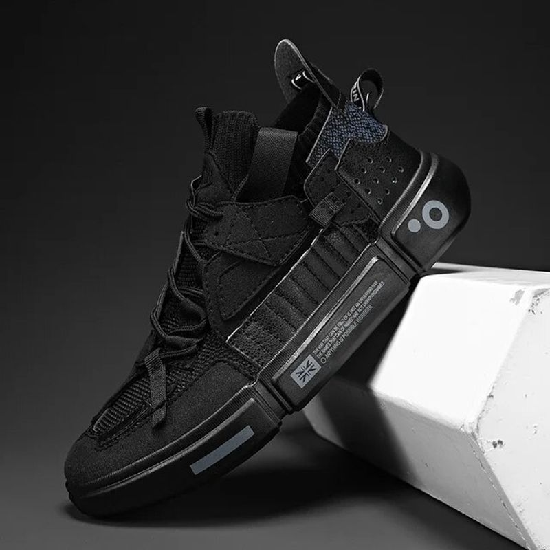 Neue bunte Turnschuhe Männer Tenis Atmungsaktive Herren Casual Schuh 2024 Sommer Männlichen Paar Schuhe Licht Schwarz Trainer Zapatillas Hombre_voghion.com