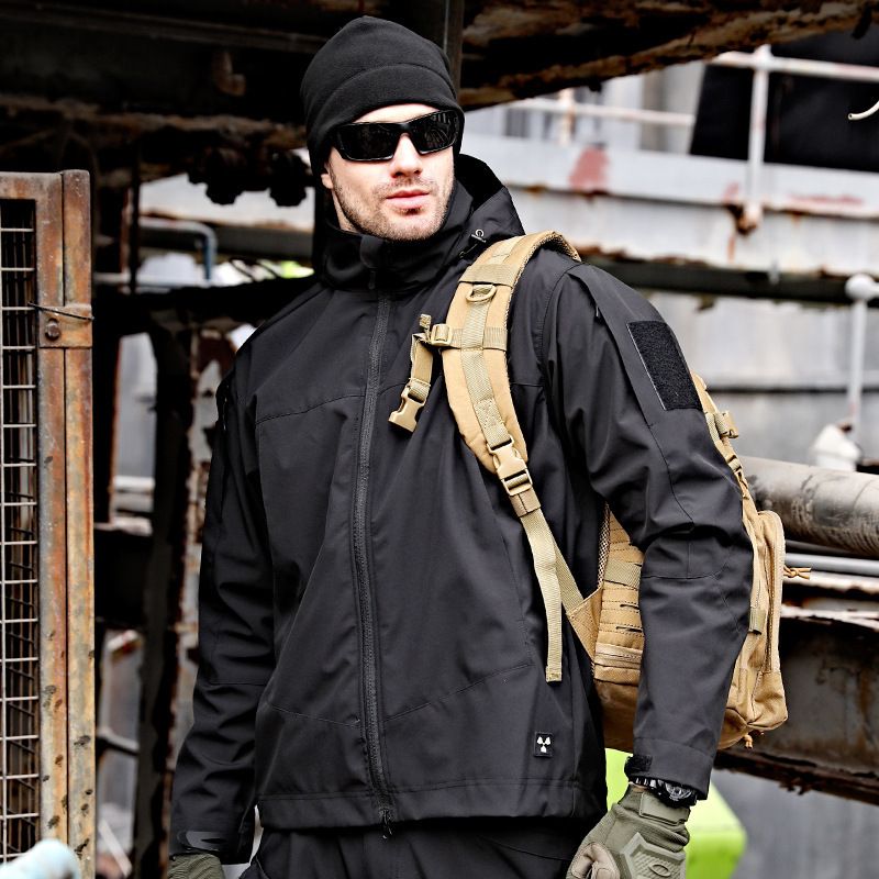 ​​Praetor Tactical Jacket – Ganzjahres-Softshell-Militär-Windjacke mit Fleecefutter (Schwarz/Khaki/Grün)​​_voghion.com