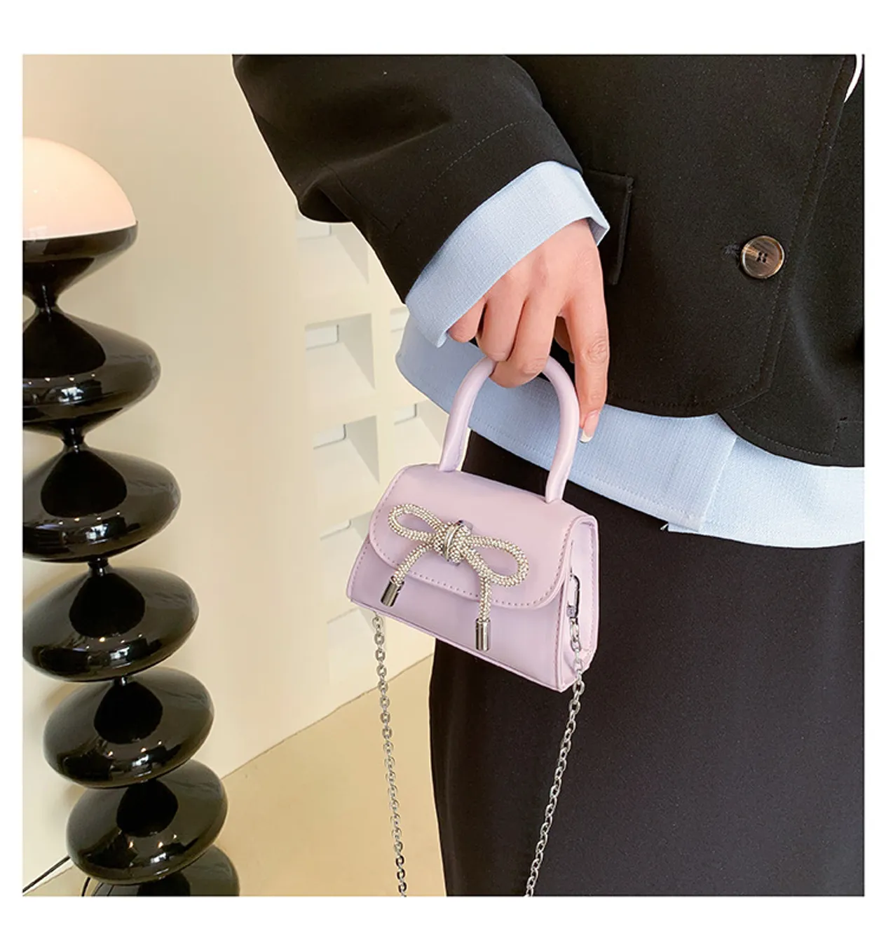 Sac pour enfants de petite fille, nouveau sac à main pour fille avec nœud clouté de diamants de printemps et d'été, sac à bandoulière en chaîne pour femmes de niche, sac rouge pour femmes_voghion.com