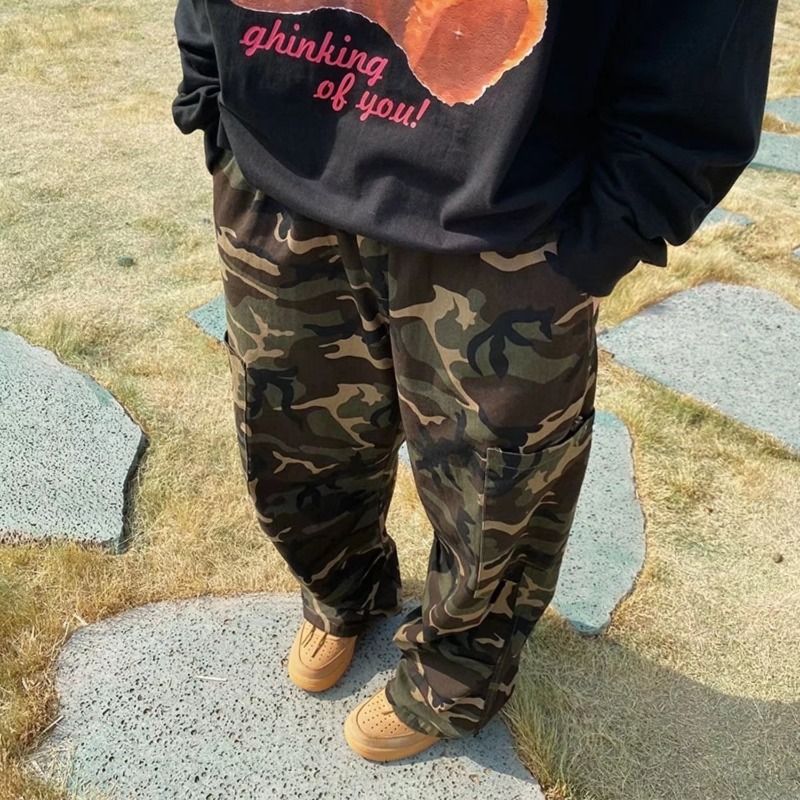 Herrenbekleidung Retro-Camouflage-Overalls für Herren 2024 Sommer neue hohe Taille lockere gerade Röhre vielseitige schlanke Freizeithose_voghion.com