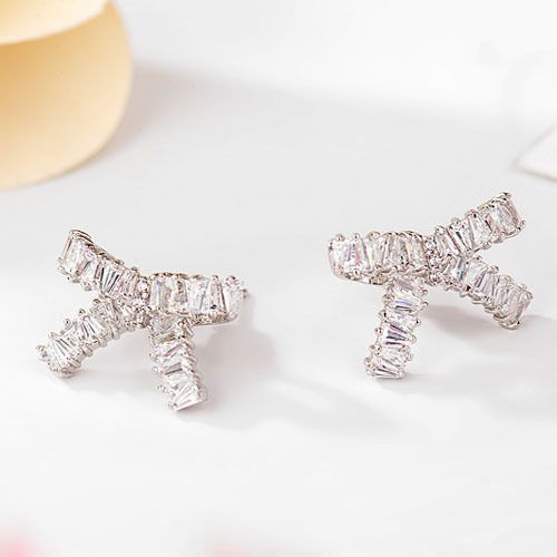 Orecchini a bottone con fiocco a farfalla da donna con pietre CZ, eleganti e minimalisti accessori di moda orecchini di nicchia semplici piccoli accessori_voghion.com