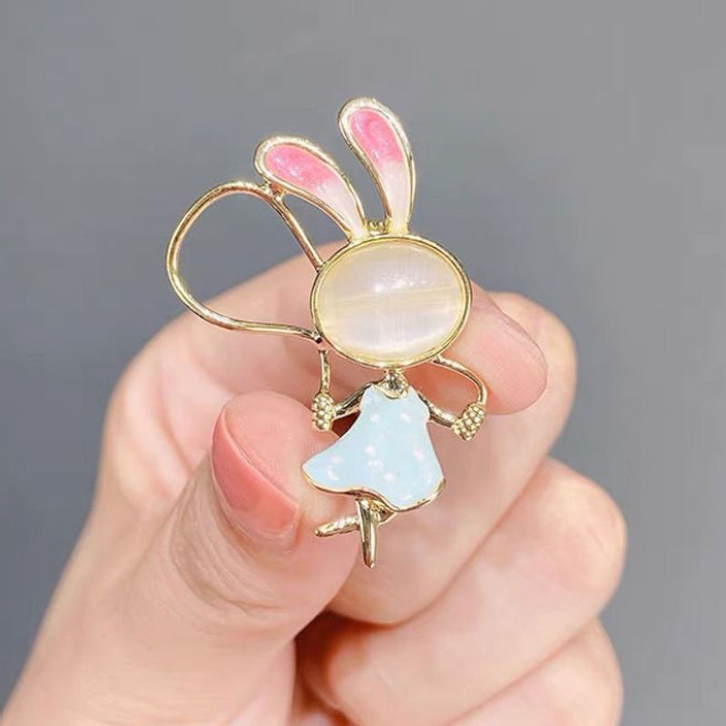 Cute Skipping Rope Rabbit Brooch Women's Personality Pin Collar Needle Sweater Suit Accessories_voghion.com
