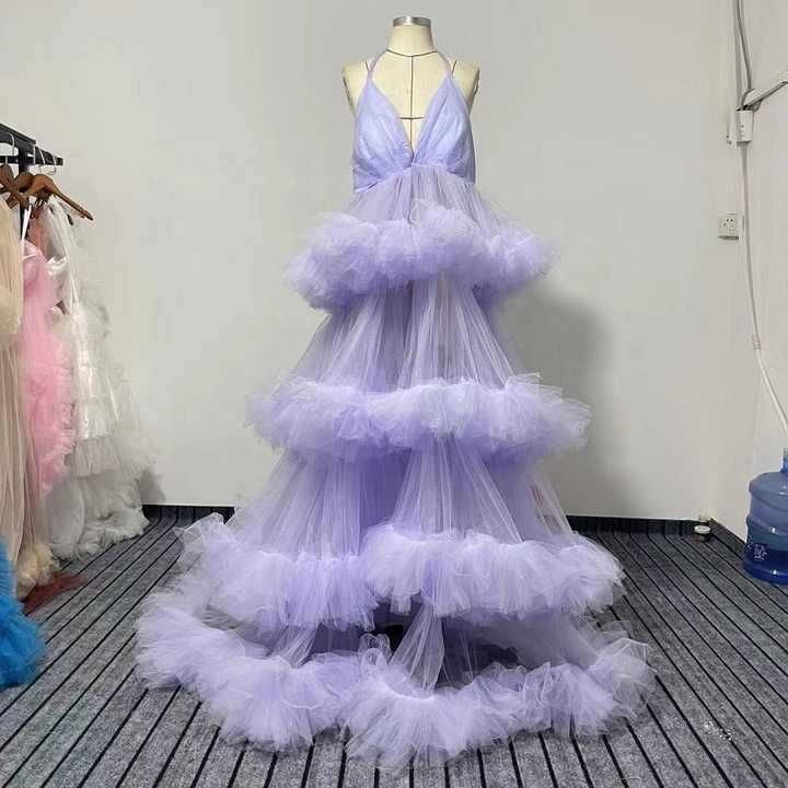 Naisten raskaana olevien naisten verkkomainen kolmiulotteinen yksiolkainen halkiollinen pitkähameinen iltapuku, pitkä hame, lyhyt edestä ja pitkä takaa maahan asti_voghion.com