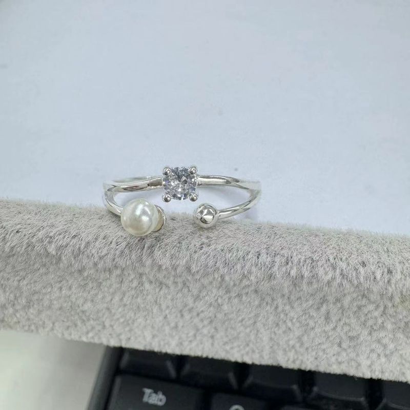 Rengt Sëlwer Mikrozirkon mat Diamantperlen Open Ring fir Fraen Iessens-Ins Kleng a modesch Perlen_voghion.com